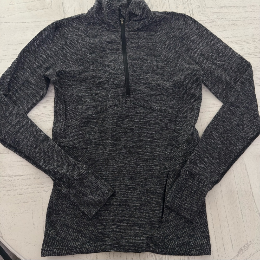 Lululemon 1/4 Zip Size 8